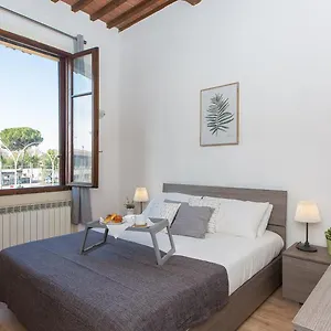https://santa-maria-novella-palace.it-tuscanyhotel.com